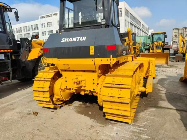 Reconditioned Shantui SD22 bulldozer machine - Image 5
