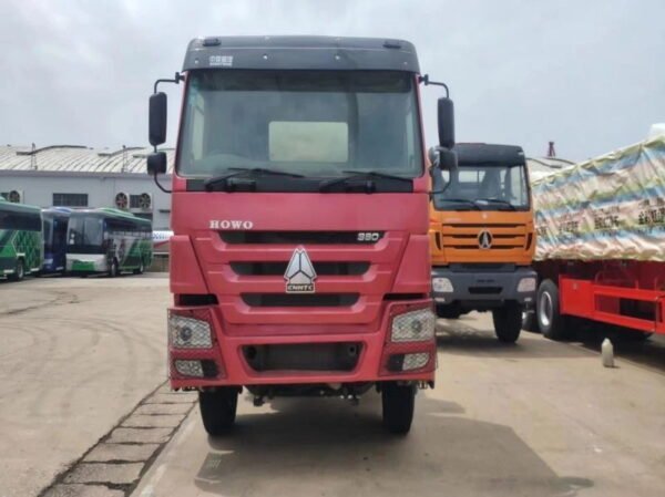 Sinotruk Howo 380 6x4 Tractor Truck - Image 2