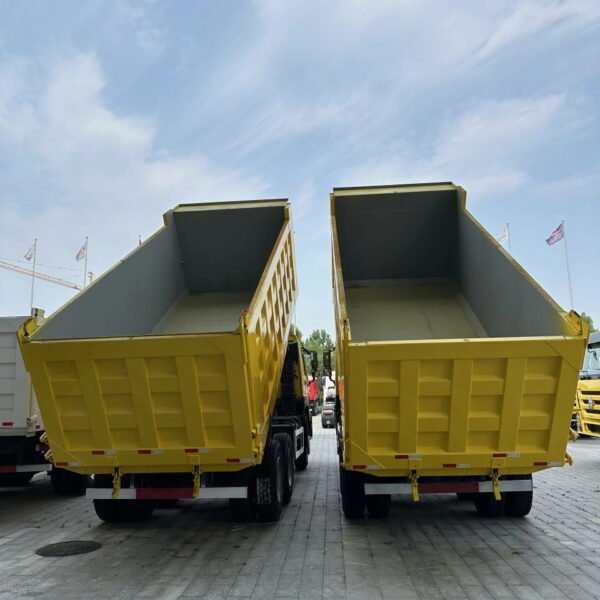 Sinotruk Howo 6x4 Trailer Head - Image 5