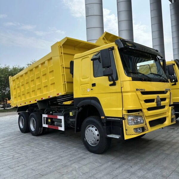 Sinotruk 6x4 Tipper Truck - Image 2