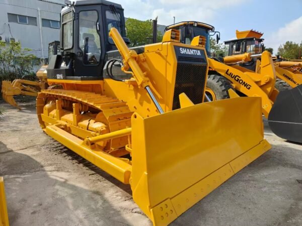 Reconditioned Shantui SD16 machine