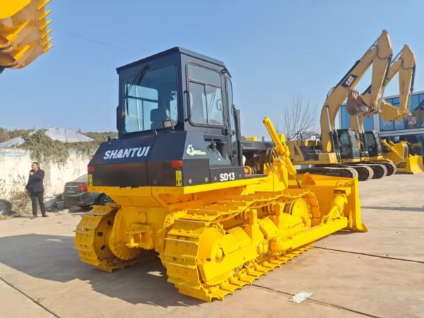 Second-hand Shantui SD13 bulldozer - Image 5