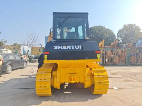 Second-hand Shantui SD13 bulldozer - Image 4