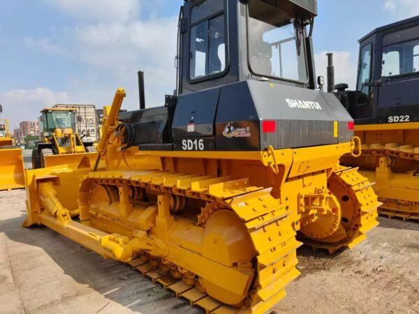 Reconditioned Shantui SD22 bulldozer machine - Image 10