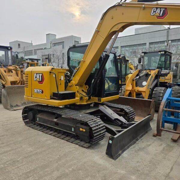 Caterpillar 307E2 Excavator - Image 6