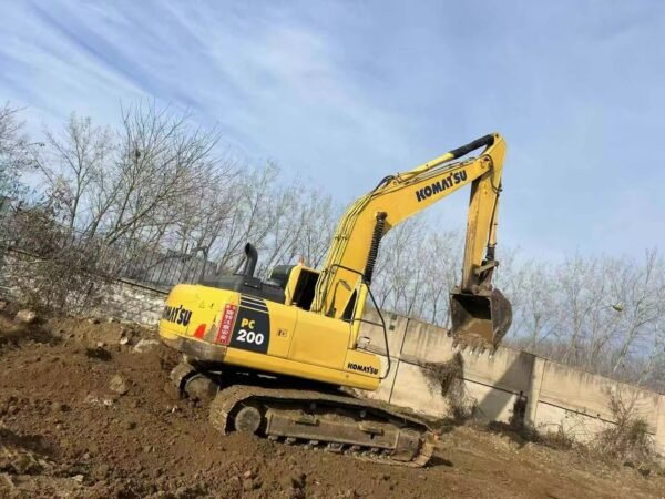 Komatsu 200MO