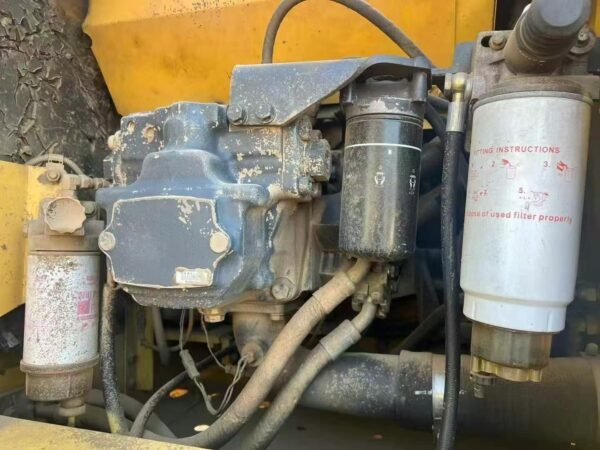 Premium Komatsu 240MO - Image 4