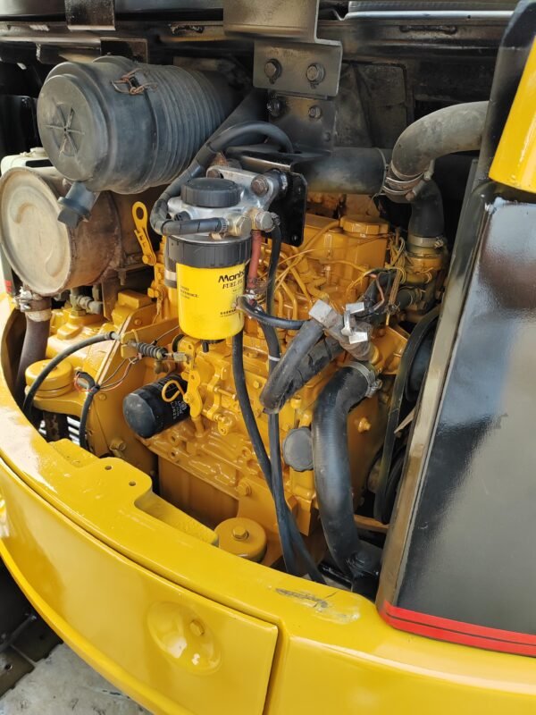 Reconditioned excavator CARTER 304 - Image 4
