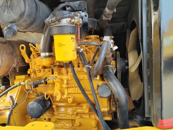 Reconditioned excavator CARTER 304 - Image 5